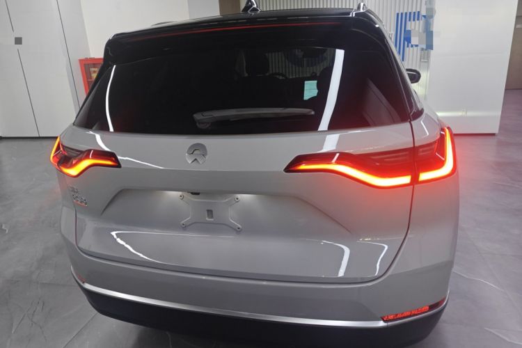 Used Nio ES8 2020 415 km Range 6-Seater Version