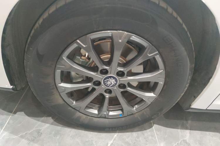 Used BYD Qin L 2024 DM-i 80KM Leading Model
