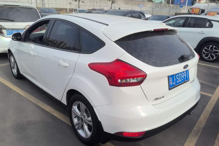 Used Ford Focus 2015 Hatchback 1.6L Automatic Comfort Model
