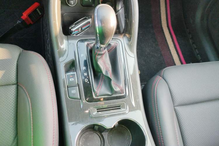 Used Changan CS75 2017 Shangkui Edition 1.5T Automatic Fengyue Model
