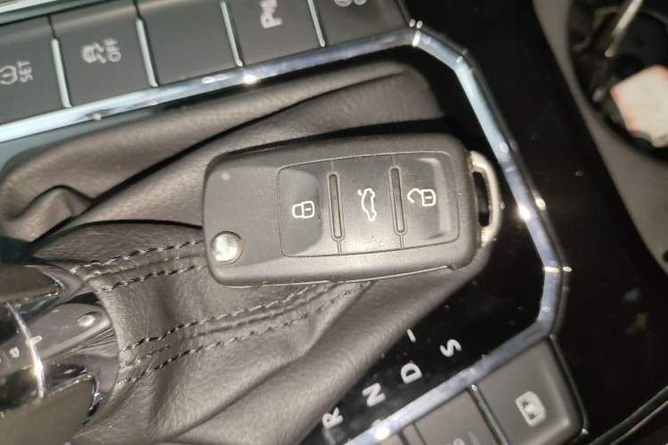 Used Volkswagen Passat 2016 330TSI DSG Prestige Edition
