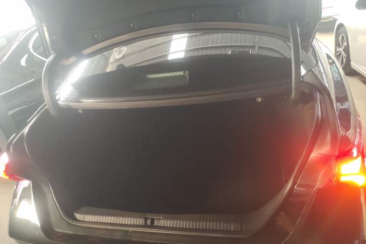 Used Toyota Avalon 2021 2.5L Luxury Edition
