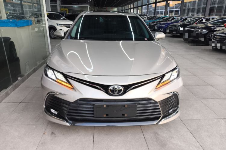 Used Toyota Camry 2021 2.0G Luxury Edition
