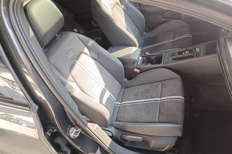 Used Volkswagen Golf 2021 280TSI DSG R-Line