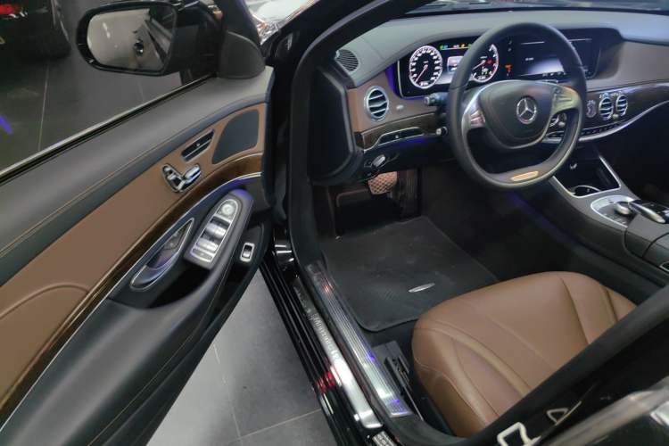 Used Mercedes-Benz S-Class 2016 S 320 L Business Model