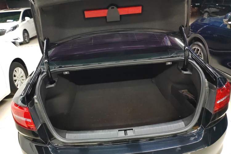 Used Volkswagen Magotan 2018 Facelift 330TSI DSG Luxury Model