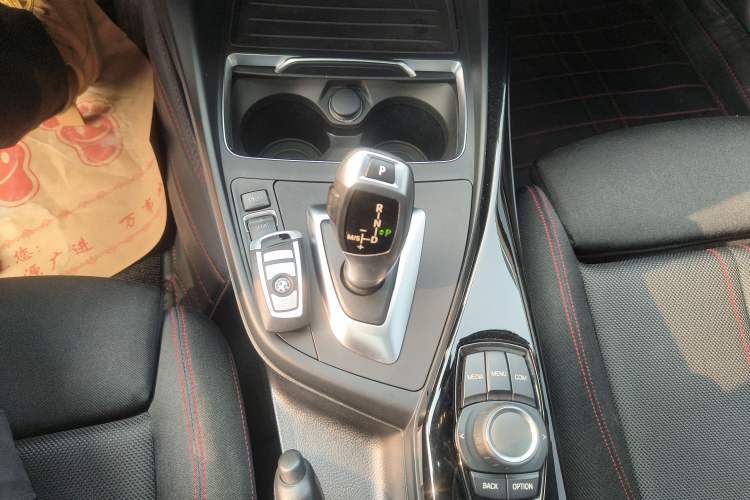 Used BMW 1 Series 2018 118i Sport Design Package
