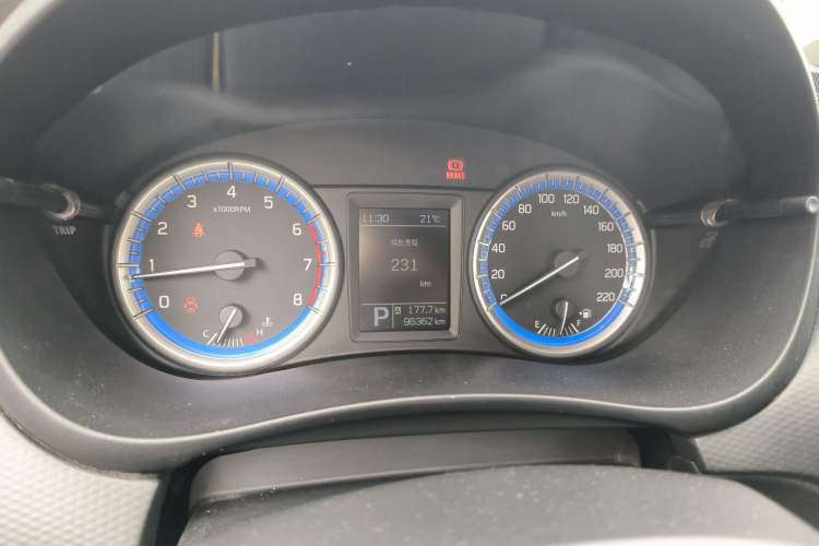 Used Suzuki S-Cross 2015 1.6L CVT Two-Wheel Drive Elite Version