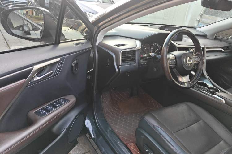 Used Lexus RX 2016 300 4x4 Elegant Edition China V-standard
