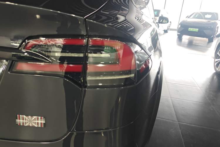 Used Tesla Model X 2023 Three-Motor All-Wheel-Drive Plaid Version
