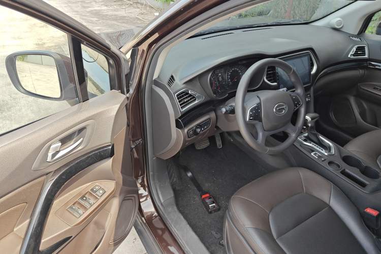 Used GAC Trumpchi GS4 2017 235T Automatic Two-Wheel Drive Luxury Smart Connectivity Version
