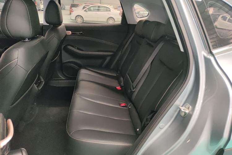 Used Baojun Yunhai 2024 140km Plug-in Hybrid Version