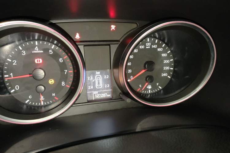 Used Haval H6 2017 Red-Label Sport Edition 1.5T Manual Two-Wheel Drive Elite Model
