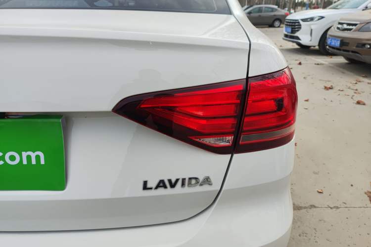 Used Volkswagen Lavida 2019 Lavida Start 1.5L Automatic Trendy Version China VI Standard
