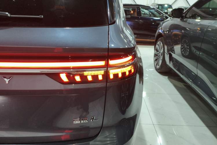 Used Geely Auto Monjaro L 2025 Dongfang Yao 2.0TD Automatic Lanxing Edition