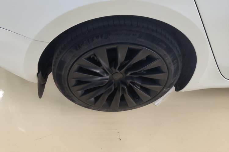 Used Tesla Model 3 2023 Rear-Wheel-Drive Version