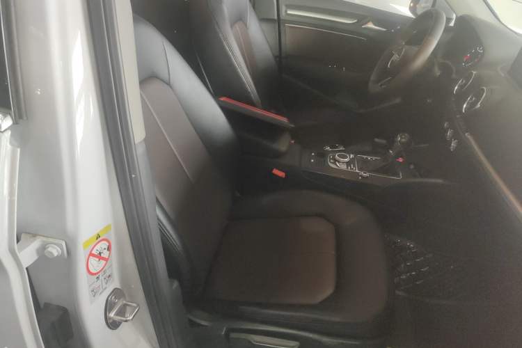 Used Audi A3 2020 Restyled Limousine 35 TFSI Ambition Version China VI