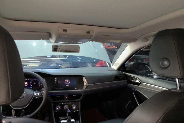 Used Volkswagen Sagitar 2022 280TSI DSG Flyover Edition
