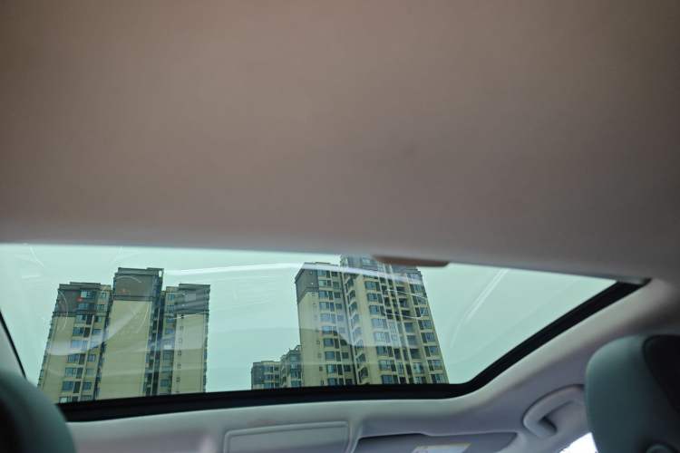 Used Volkswagen Lamando 2017 280TSI DSG Comfort Edition
