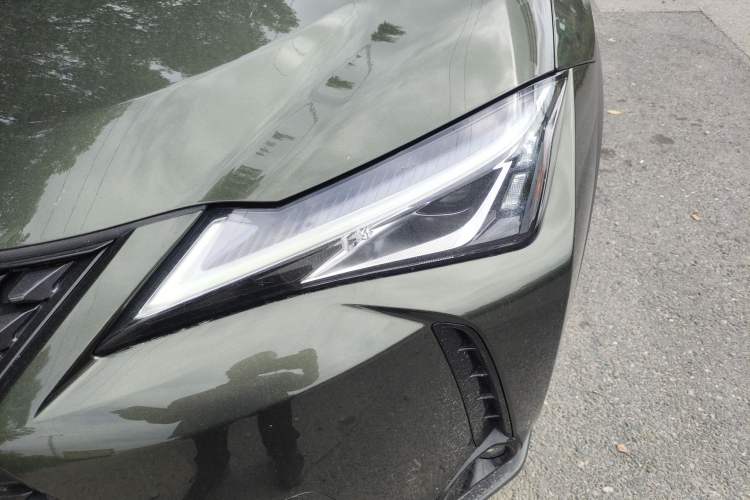 Used Lexus UX New Energy 2020 300e Pure·Joy Edition
