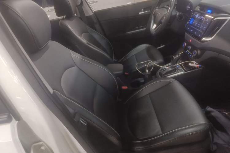 Used Hyundai ix25 2015 1.6L Automatic Two-Wheel Drive Smart GLS Trim
