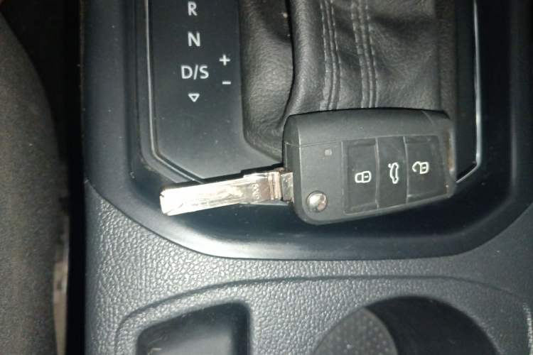 Used Volkswagen Touran 2016 Touran L 280TSI DSG Style Edition
