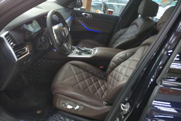 Used BMW X5 2022 Restyled xDrive 40Li Luxury Edition M Sport Package
