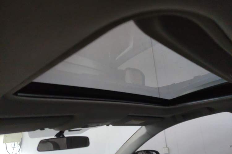 Used Toyota RAV4 2016 2.0L CVT Two-Wheel Drive Comfort Edition China V Standard