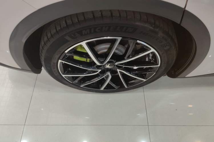 Used ARCFOX Alpha S5 2024 708MAX 200kW