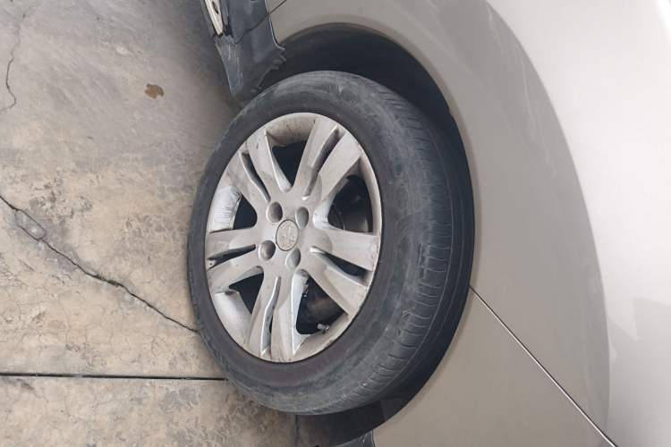 Used Peugeot 3008 2015 2.0L Automatic Trend Edition
