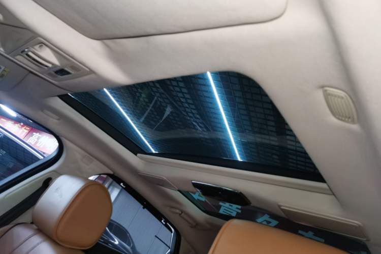 Used Jaguar XJ 2014 XJL 3.0 SC Two-Wheel-Drive Panoramic Business Edition