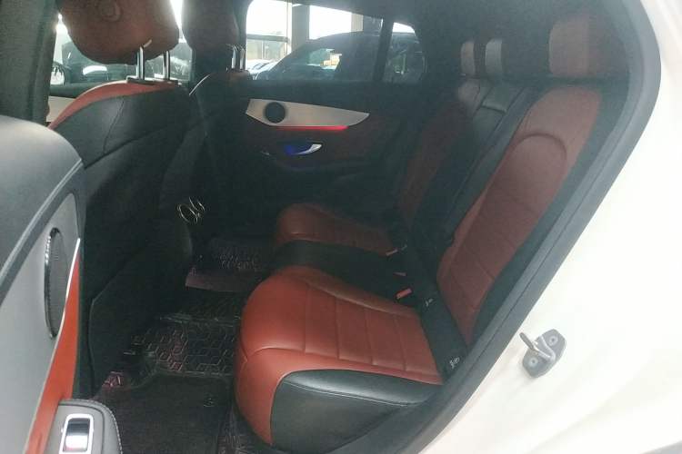 Used Mercedes-Benz GLC Coupe 2020 GLC 260 4MATIC Coupe SUV
