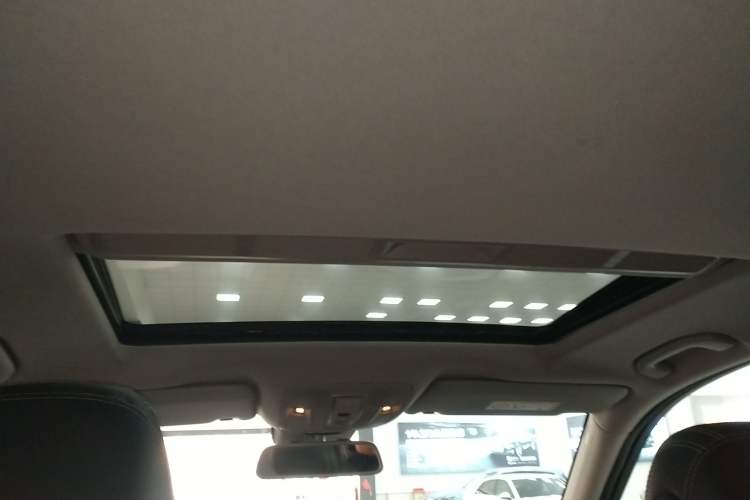 Used Mercedes-Benz M-Class 2014 ML 320 4MATIC