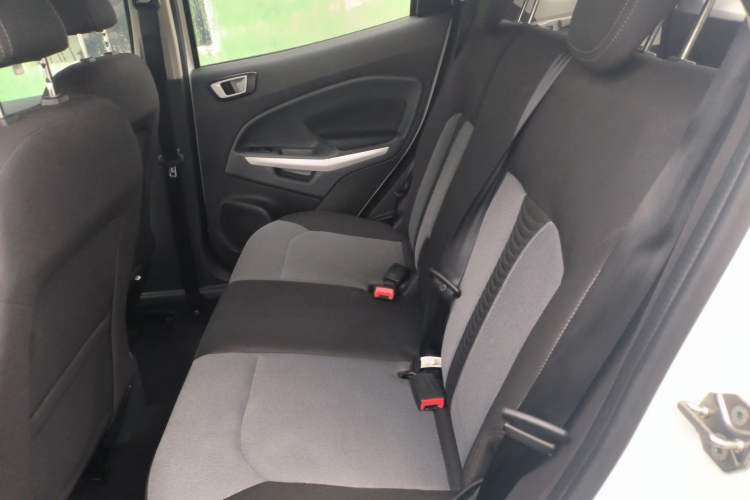 Used Ford EcoSport 2013 1.5L Automatic Fashion Model
