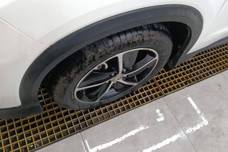 Used Honda Vezel 2020 1.5L CVT Luxury Edition