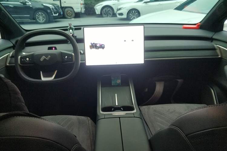 Used ONVO L60 2024 60 kWh Rear-Drive Version
