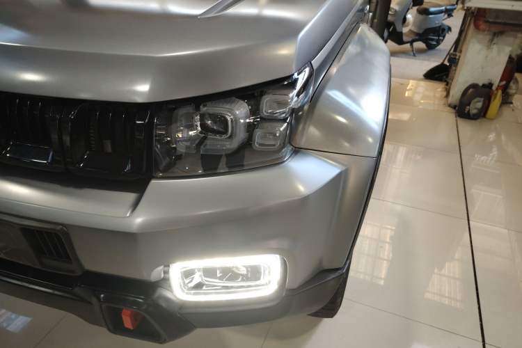 Used  BJ40 2021 2.0T Automatic Four-Wheel Drive Ring the Tower Champion Edition
