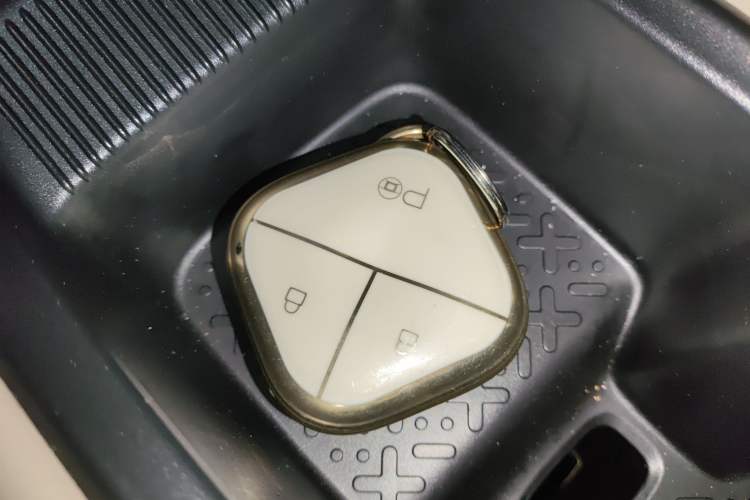 Used Wuling Bingo PLUS 2024 510 km Flagship Edition Four-Seater Version
