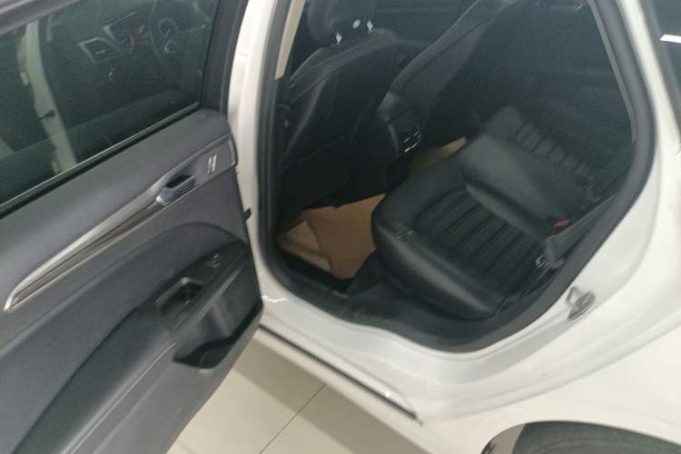 Used Ford Mondeo 2018 EcoBoost 180 Smart Control Fashion Model China V Standard
