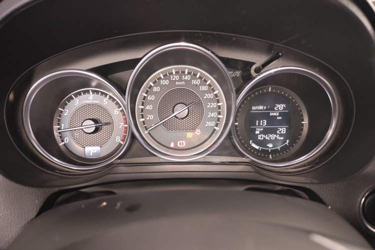 Used Mazda Atenza 2014 2.5L Blue Sky Prestige Edition
