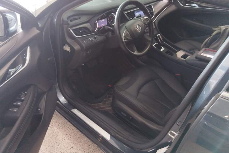 Used Buick LaCrosse 2022 652T Luxury Version