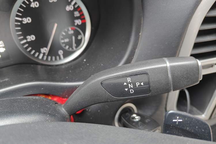 Used Mercedes-Benz Vito 2016 2.0T Business Edition
