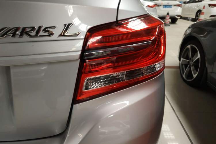 Used Toyota YARiS L 2017 1.5E CVT Dynamic Edition
