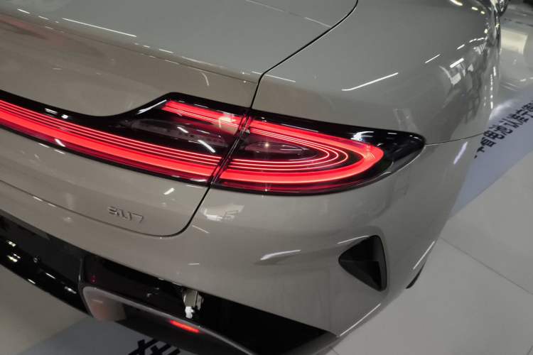 Used  SU7 2024 Rear-Drive Long-Range Intelligent Driving Version