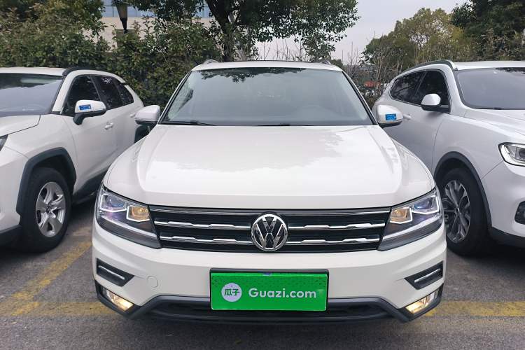 Used Volkswagen Tiguan L 2019 Updated Version 330TSI Automatic Two-Wheel Drive Panoramic Comfort Edition China VI Standard