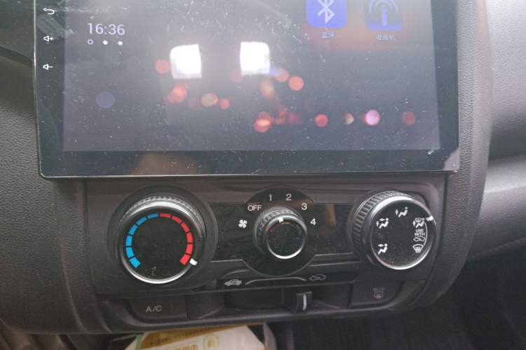 Used Honda Fit 2018 1.5L CVT Comfort Sunroof Version