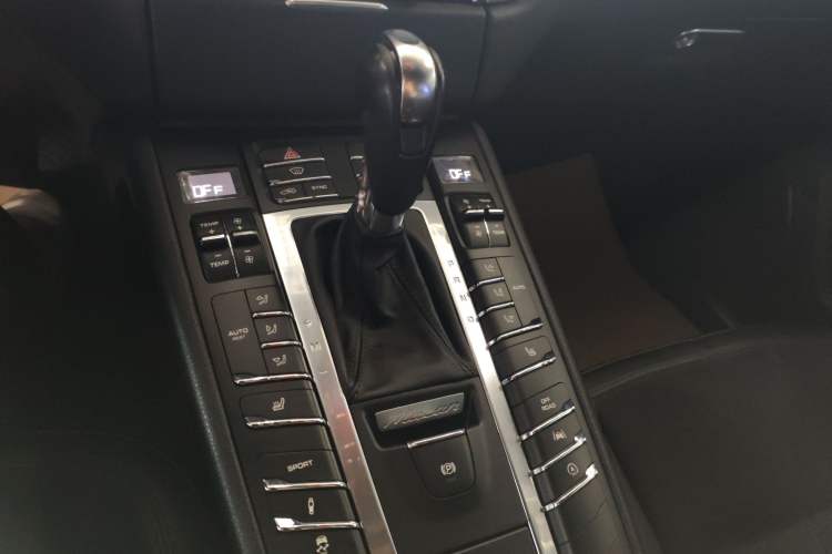 Used Porsche Macan 2017 Macan 2.0T
