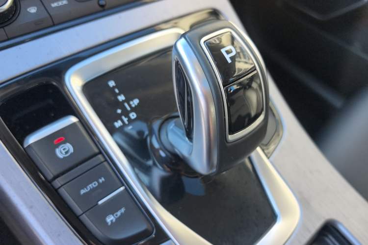 Used Geely Auto Emgrand X7 Sport 2021 Million Edition 1.8TD DCT Two-Wheel Drive Comfort Model