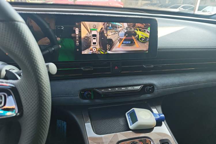 Used GAC Trumpchi EMPOW 2024 400T Automatic Yingbao R MAX Edition