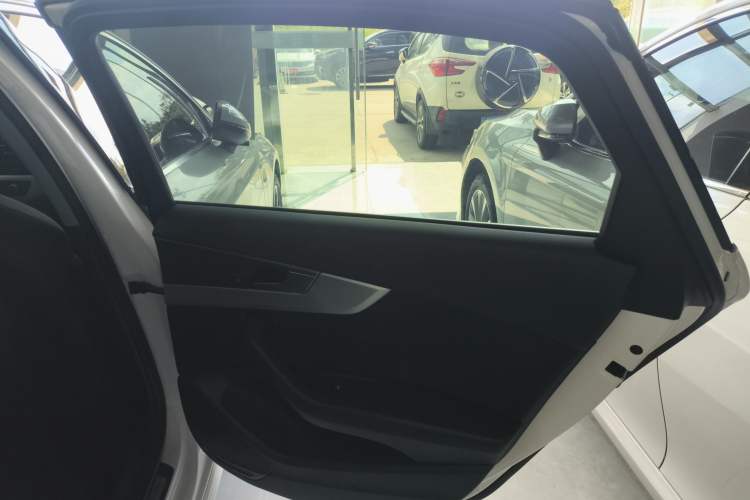 Used Audi A4L 2020 40 TFSI Fashion Dynamic Model
